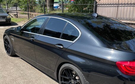 BMW 5 серия, 2011 год, 2 350 000 рублей, 6 фотография