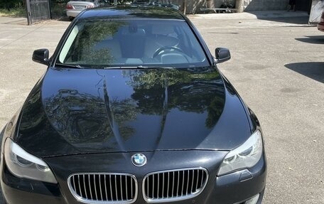 BMW 5 серия, 2011 год, 2 350 000 рублей, 3 фотография