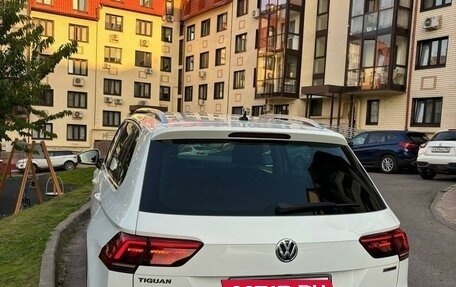 Volkswagen Tiguan II, 2018 год, 2 650 000 рублей, 5 фотография