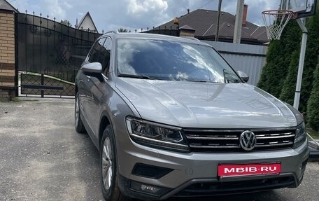 Volkswagen Tiguan II, 2018 год, 2 950 000 рублей, 3 фотография