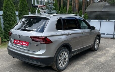 Volkswagen Tiguan II, 2018 год, 2 950 000 рублей, 7 фотография