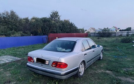 Mercedes-Benz E-Класс, 1999 год, 535 000 рублей, 5 фотография