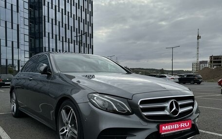 Mercedes-Benz E-Класс, 2018 год, 3 850 000 рублей, 2 фотография