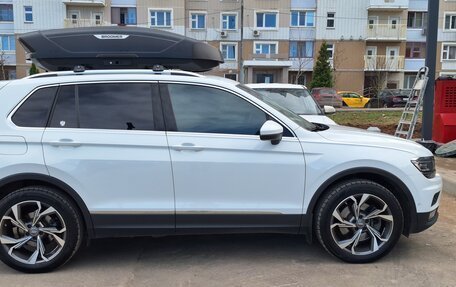 Volkswagen Tiguan II, 2019 год, 3 200 000 рублей, 18 фотография