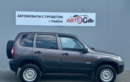 Chevrolet Niva I рестайлинг, 2017 год, 840 000 рублей, 4 фотография