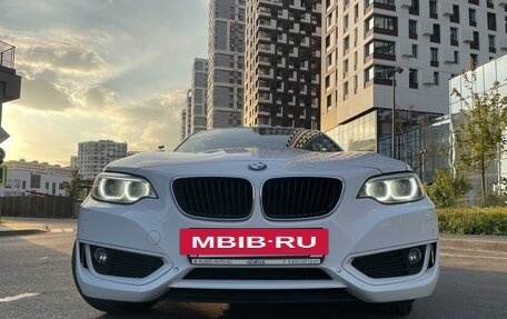 BMW 2 серия F22, 2017 год, 2 400 000 рублей, 2 фотография