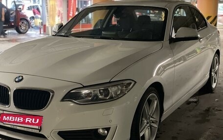 BMW 2 серия F22, 2017 год, 2 400 000 рублей, 11 фотография