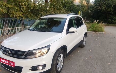 Volkswagen Tiguan I, 2012 год, 1 000 000 рублей, 2 фотография