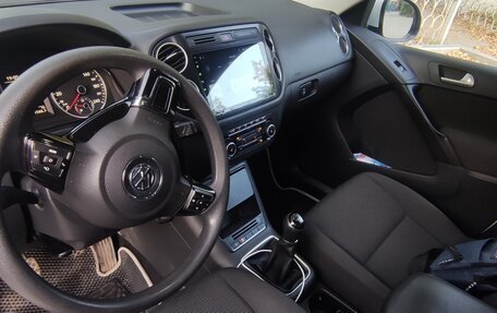 Volkswagen Tiguan I, 2012 год, 1 000 000 рублей, 7 фотография