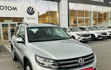 Volkswagen Tiguan I, 2013 год, 1 215 000 рублей, 2 фотография