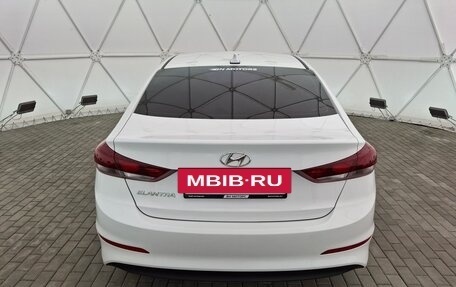 Hyundai Elantra VI рестайлинг, 2016 год, 3 фотография