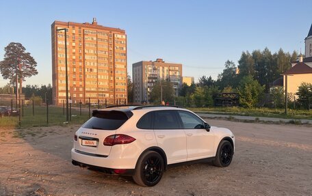 Porsche Cayenne III, 2012 год, 2 750 000 рублей, 8 фотография