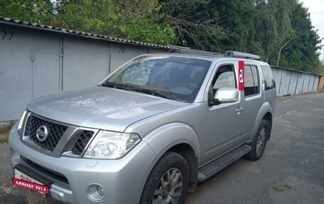 Nissan Pathfinder, 2012 год, 2 100 000 рублей, 2 фотография