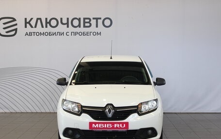 Renault Logan II, 2016 год, 715 000 рублей, 2 фотография