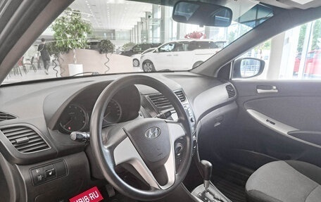 Hyundai Solaris II рестайлинг, 2012 год, 989 000 рублей, 16 фотография