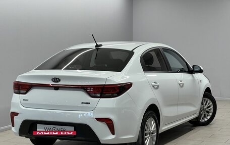 KIA Rio IV, 2018 год, 1 485 000 рублей, 2 фотография