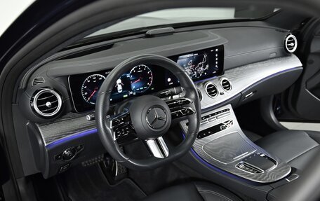 Mercedes-Benz E-Класс, 2020 год, 6 000 000 рублей, 8 фотография