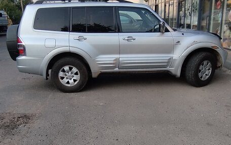 Mitsubishi Montero III, 2001 год, 630 000 рублей, 5 фотография