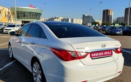 Hyundai Sonata VI, 2011 год, 1 315 000 рублей, 2 фотография