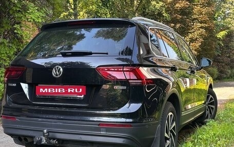 Volkswagen Tiguan II, 2018 год, 2 450 000 рублей, 10 фотография