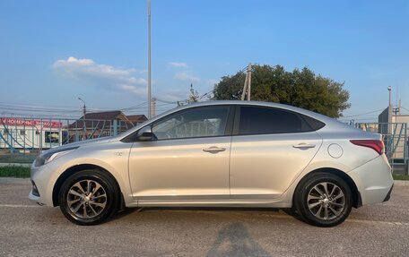 Hyundai Solaris II рестайлинг, 2017 год, 1 390 000 рублей, 1 фотография