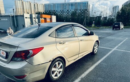 Hyundai Solaris II рестайлинг, 2011 год, 560 000 рублей, 10 фотография