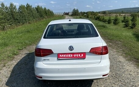 Volkswagen Jetta VI, 2016 год, 1 600 000 рублей, 3 фотография