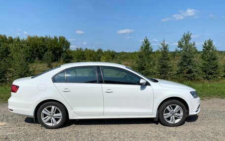 Volkswagen Jetta VI, 2016 год, 1 600 000 рублей, 6 фотография