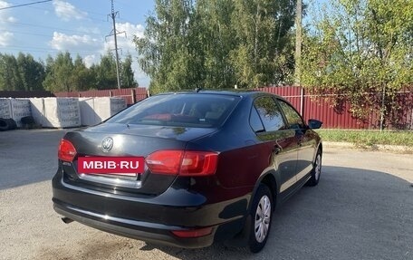 Volkswagen Jetta VI, 2013 год, 1 050 000 рублей, 13 фотография