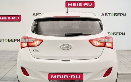 Hyundai i30 II рестайлинг, 2013 год, 972 000 рублей, 4 фотография