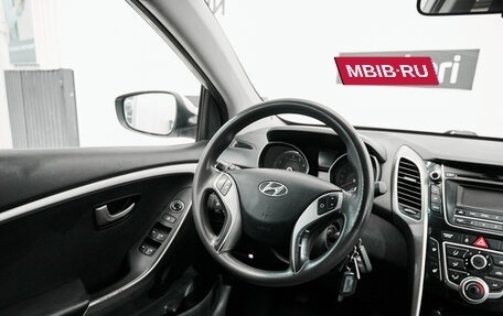 Hyundai i30 II рестайлинг, 2013 год, 972 000 рублей, 26 фотография