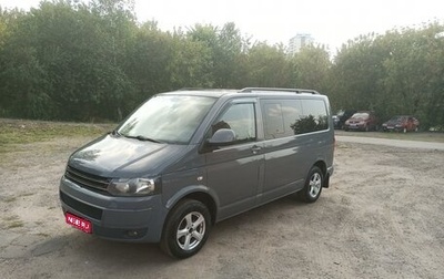 Volkswagen Caravelle T5, 2012 год, 1 800 000 рублей, 1 фотография