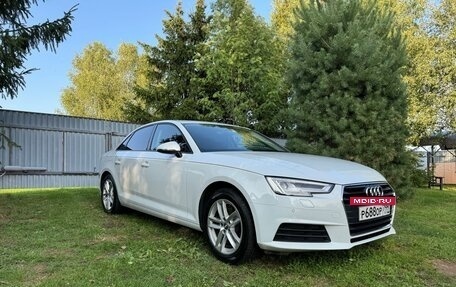 Audi A4, 2018 год, 3 050 000 рублей, 14 фотография