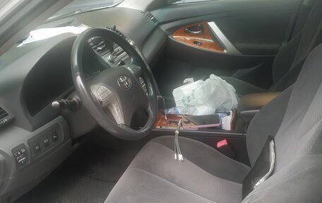 Toyota Camry, 2009 год, 1 150 000 рублей, 5 фотография