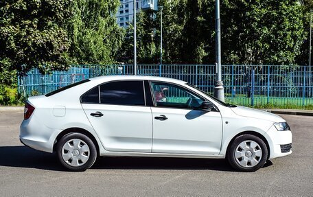 Skoda Rapid I, 2016 год, 1 000 000 рублей, 3 фотография