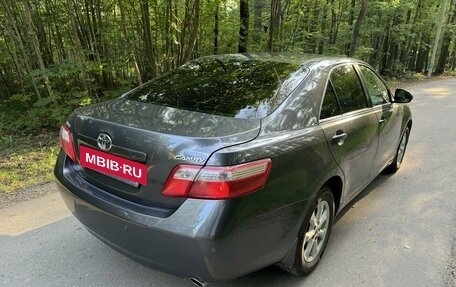 Toyota Camry, 2011 год, 1 390 000 рублей, 3 фотография