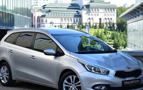 KIA cee'd III, 2013 год, 900 000 рублей, 2 фотография