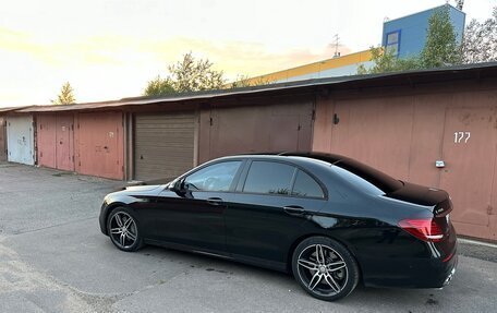 Mercedes-Benz E-Класс, 2016 год, 3 300 000 рублей, 8 фотография