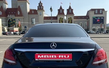 Mercedes-Benz E-Класс, 2018 год, 4 400 000 рублей, 6 фотография