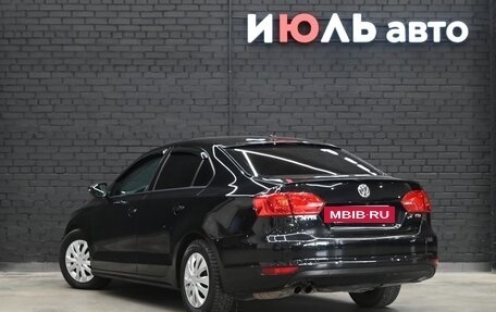 Volkswagen Jetta VI, 2013 год, 1 050 000 рублей, 6 фотография