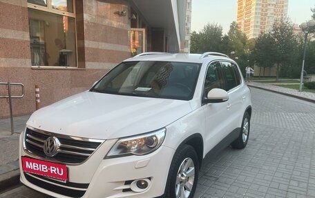 Volkswagen Tiguan I, 2011 год, 1 300 000 рублей, 1 фотография