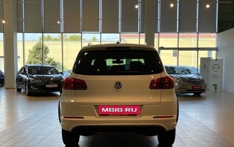 Volkswagen Tiguan I, 2016 год, 1 780 000 рублей, 6 фотография