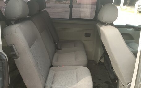 Volkswagen Caravelle T5, 2012 год, 1 800 000 рублей, 8 фотография