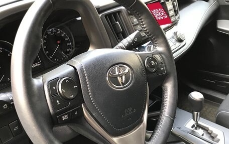 Toyota RAV4, 2016 год, 2 400 000 рублей, 6 фотография