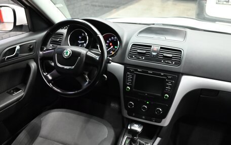 Skoda Yeti I рестайлинг, 2012 год, 1 300 000 рублей, 13 фотография