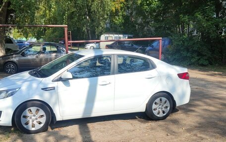 KIA Rio III рестайлинг, 2013 год, 700 000 рублей, 3 фотография