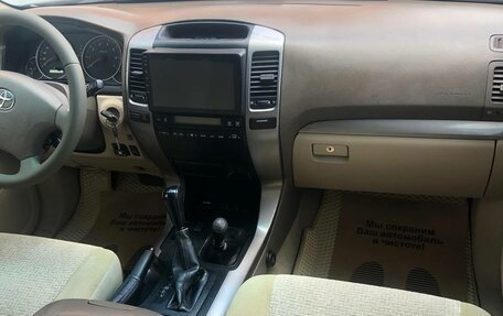 Toyota Land Cruiser Prado 120 рестайлинг, 2005 год, 1 950 000 рублей, 8 фотография