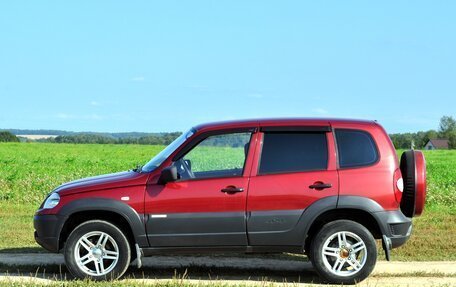 Chevrolet Niva I рестайлинг, 2012 год, 600 000 рублей, 2 фотография