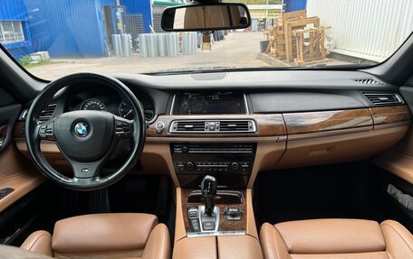 BMW 7 серия, 2012 год, 2 740 000 рублей, 10 фотография