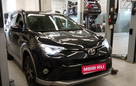 Toyota RAV4, 2016 год, 2 593 500 рублей, 2 фотография